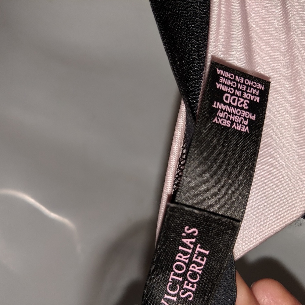 Vs Bra bundle - Picture 2 of 5